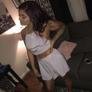 Meet your Posher, Sabrina